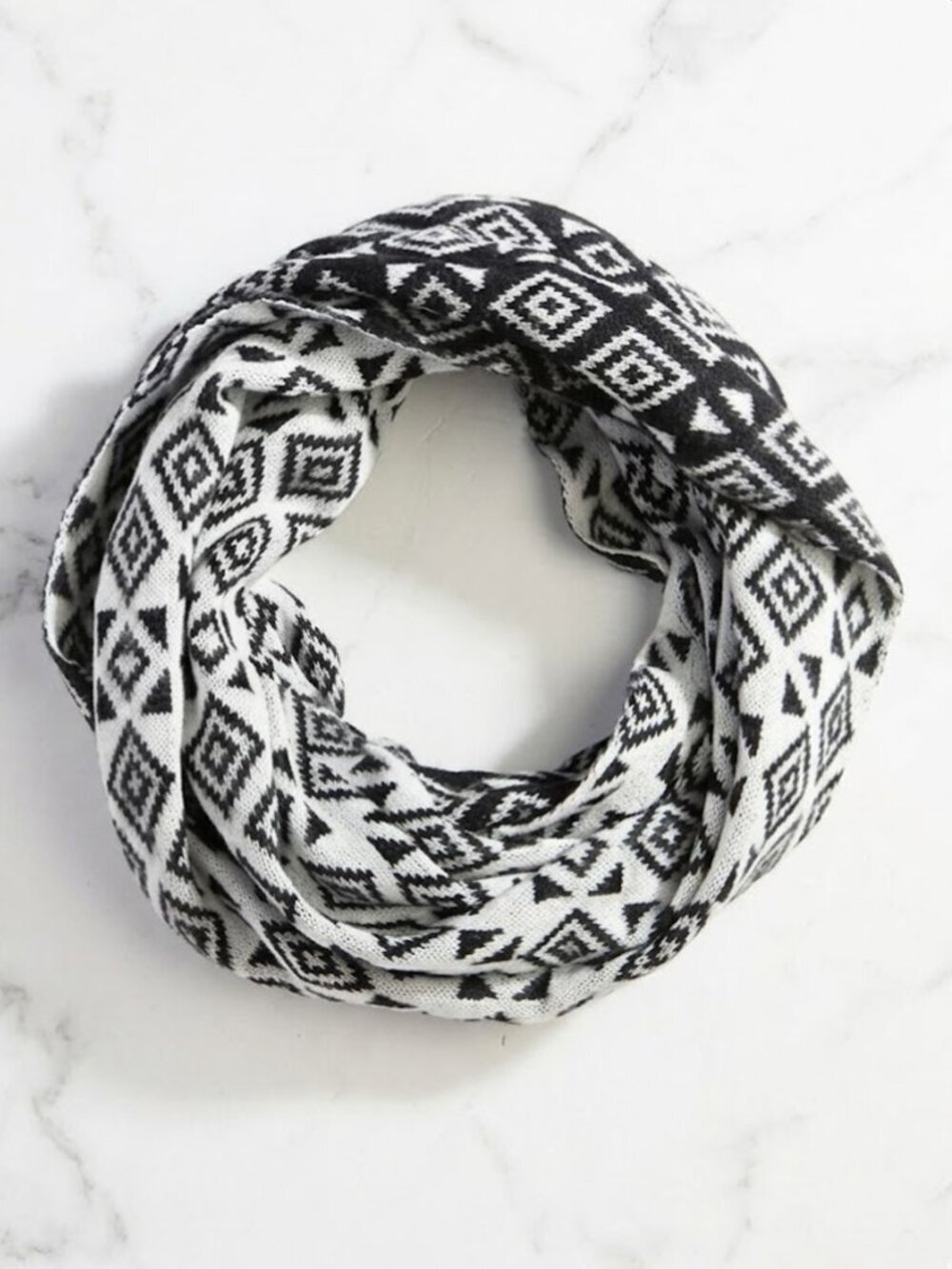  Ladies Black Diamond Print Winter Scarf